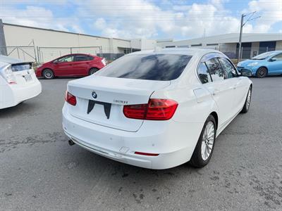 2014 BMW 320i - Thumbnail