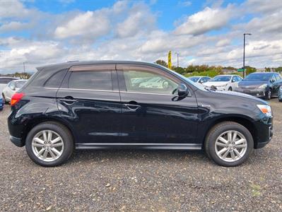 2013 Mitsubishi RVR - Thumbnail