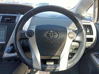 2012 Toyota Prius - Thumbnail