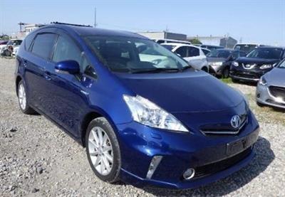 2014 Toyota Prius - Thumbnail