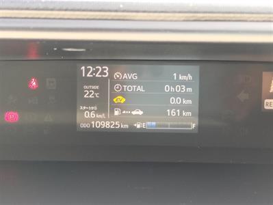 2017 Toyota Aqua - Thumbnail
