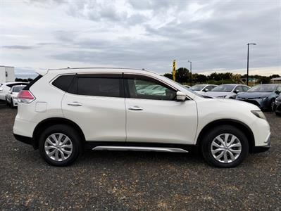 2014 Nissan X-Trail - Thumbnail