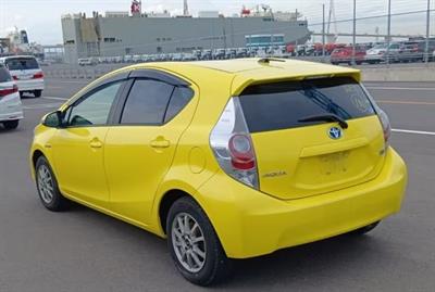 2014 Toyota Aqua - Thumbnail