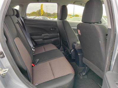 2018 Mitsubishi RVR - Thumbnail