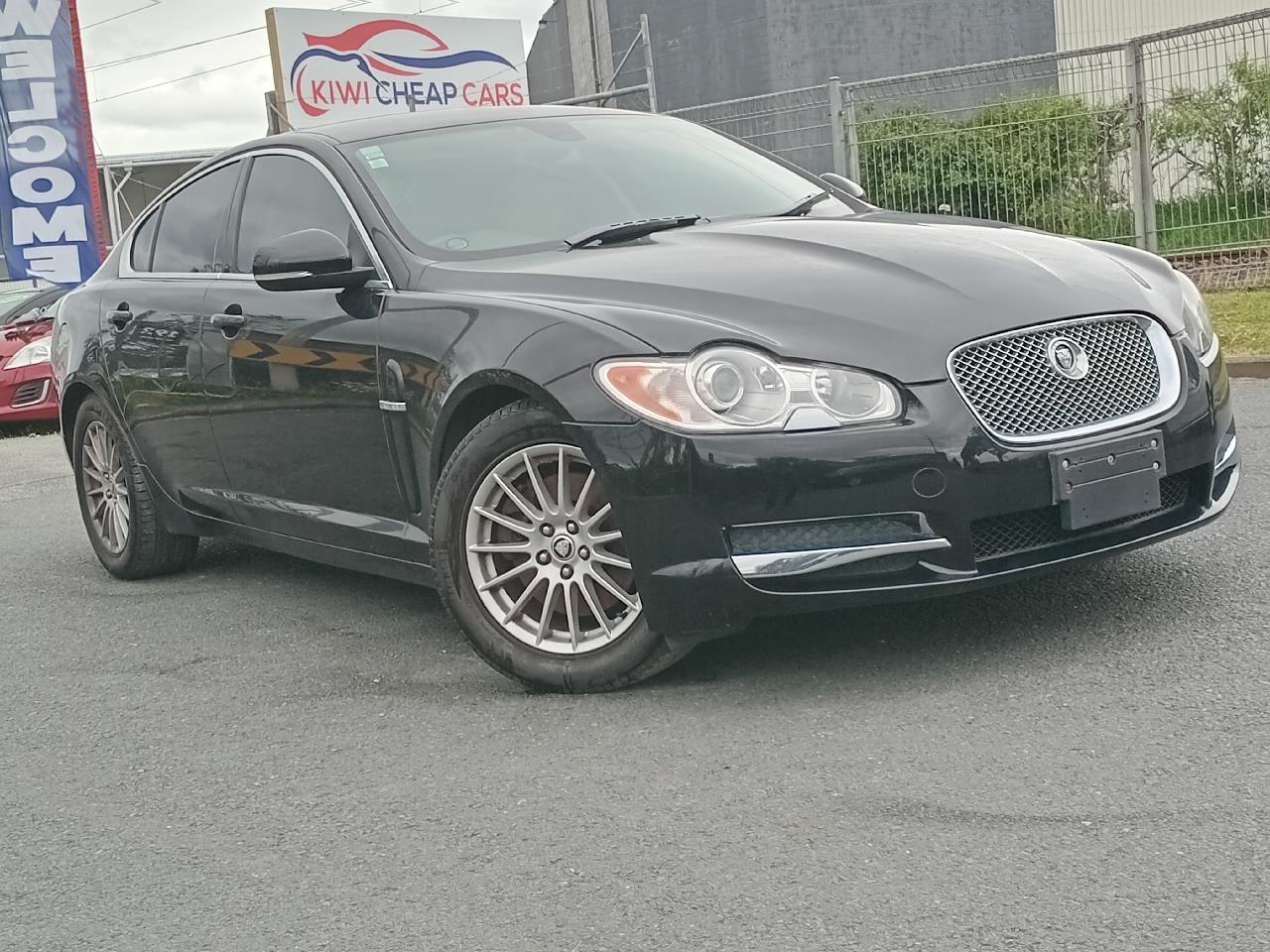 2010 Jaguar XF