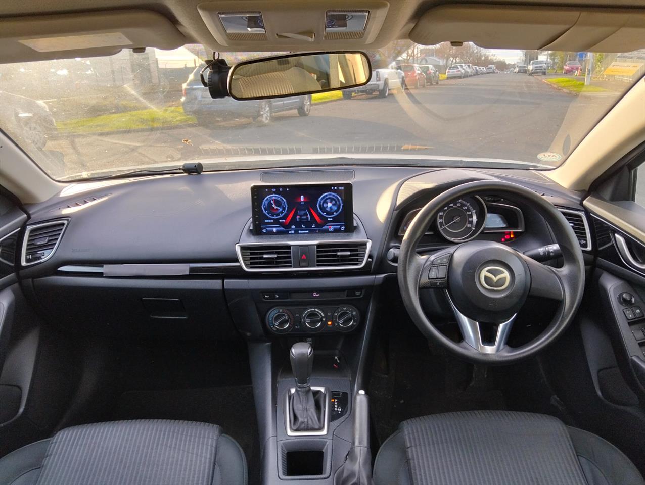 2016 Mazda Axela