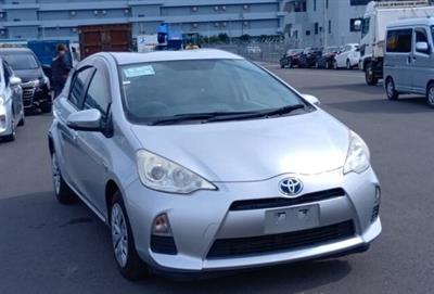 2012 Toyota Aqua - Thumbnail