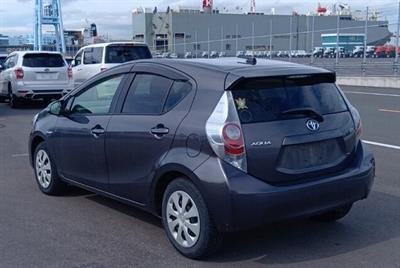 2014 Toyota Aqua - Thumbnail