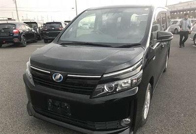 2017 Toyota Voxy - Thumbnail