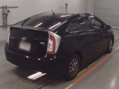 2014 Toyota Prius - Thumbnail