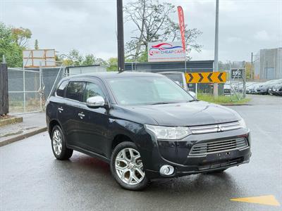 2014 Mitsubishi Outlander - Thumbnail