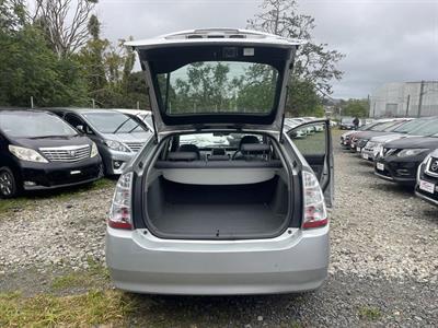 2011 Toyota Prius - Thumbnail