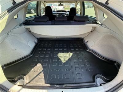 2013 Toyota Prius - Thumbnail