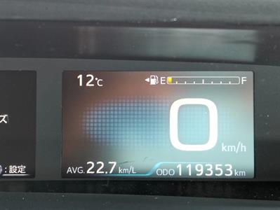 2018 Toyota Prius - Thumbnail
