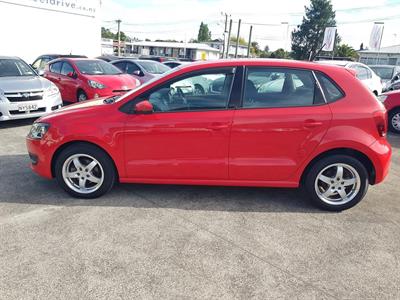 2011 Volkswagen Polo - Thumbnail