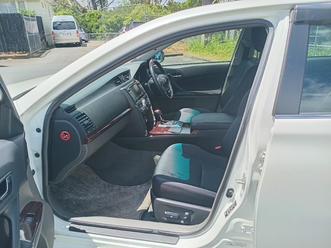 2012 Toyota Mark-X