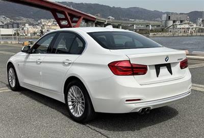 2016 BMW Series 3 - Thumbnail