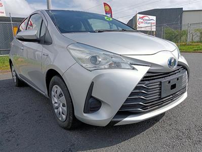 2018 Toyota Vitz - Thumbnail