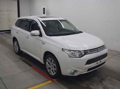 2013 Mitsubishi OUTLANDER PHV - Thumbnail