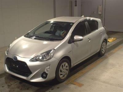 2016 Toyota Aqua - Thumbnail