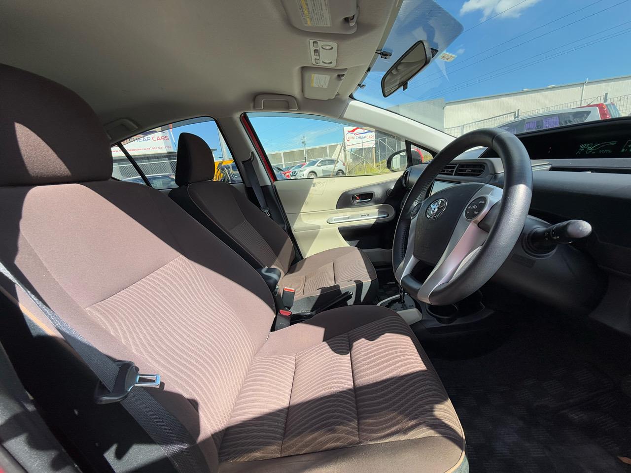 2013 Toyota Aqua