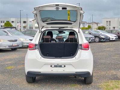 2019 Mazda 2 - Thumbnail