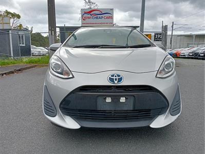 2019 Toyota Aqua - Thumbnail