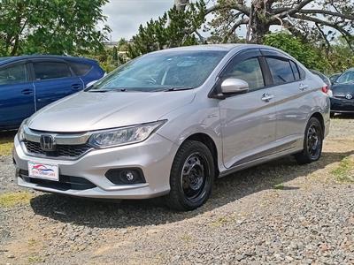 2019 Honda Grace - Thumbnail